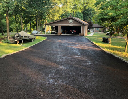 Applying hot liquid asphalt